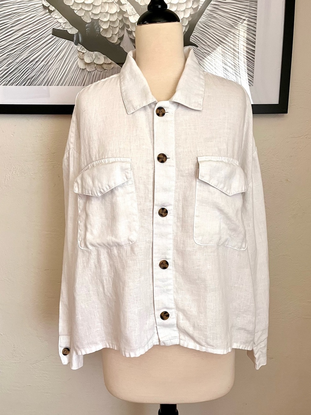 Neiman Marcus 100% Linen Button Down Shirt